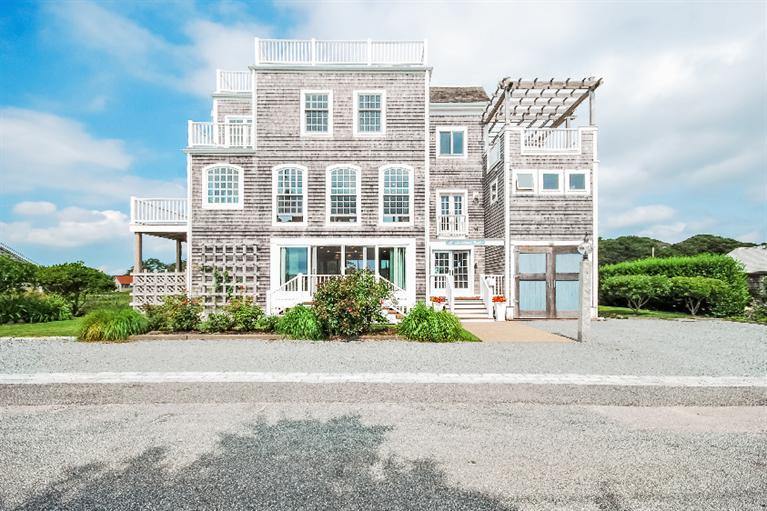 26 Short Beach Road Centerville, MA 02632 - Photo 2 of 34 front view of a building