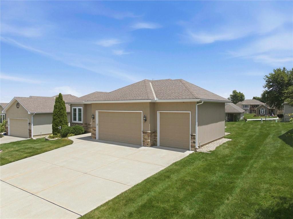 311 Crestview Court Raymore, MO 64083 - Photo 3 of 31