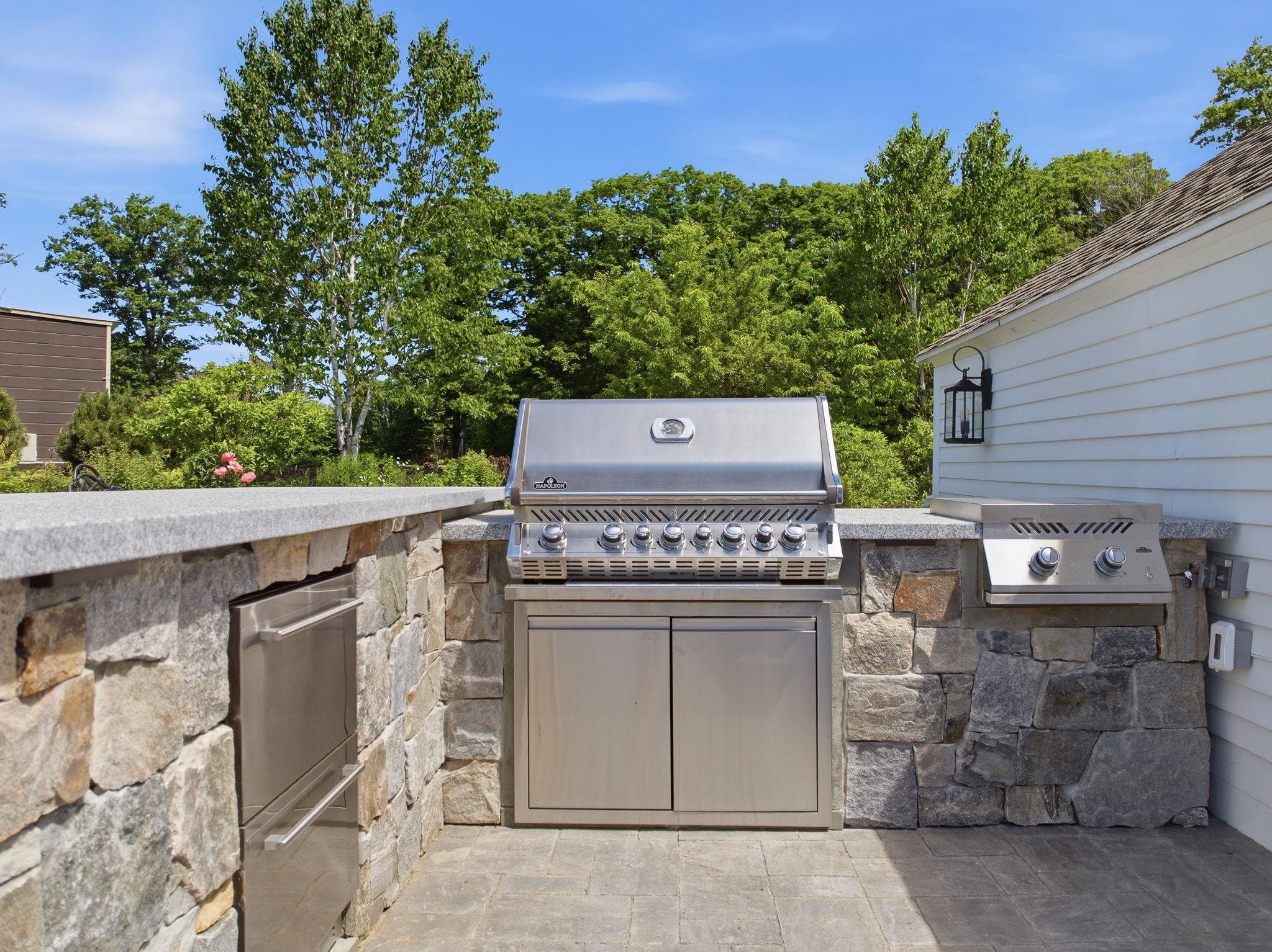 509 Wilton Road, Unit 16 017 Peterborough, NH 03458 - Photo 37 of 47