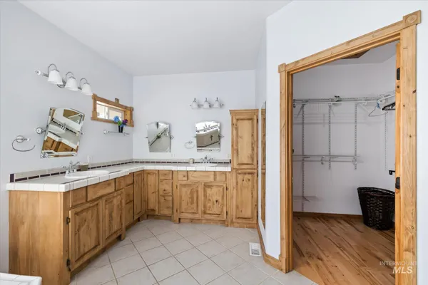 $699,900 | 1126 Banks Lowman Road, Garden Valley, ID 83622