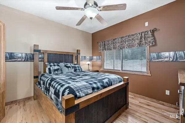 $699,900 | 1126 Banks Lowman Road, Garden Valley, ID 83622