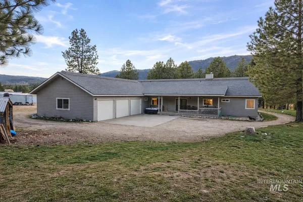 $699,900 | 1126 Banks Lowman Road, Garden Valley, ID 83622