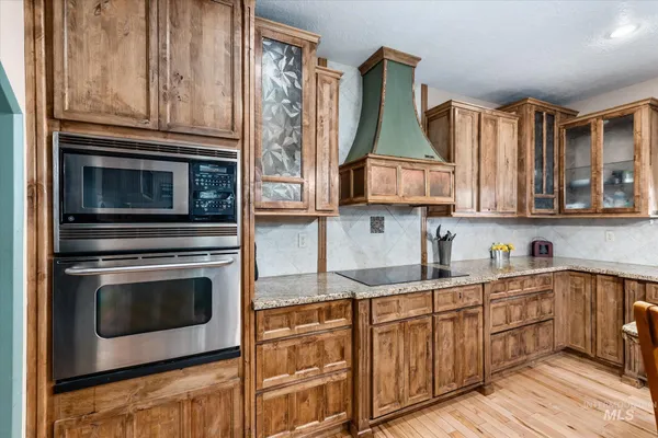 $699,900 | 1126 Banks Lowman Road, Garden Valley, ID 83622