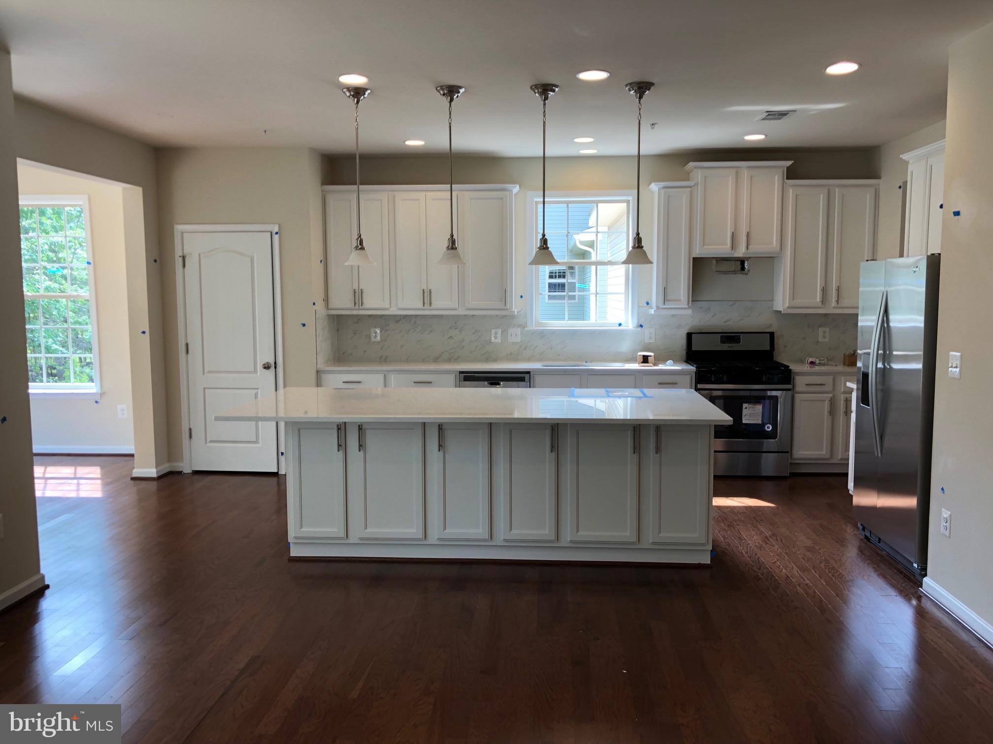 8006 Hubble Drive Lanham, MD 20706 - Photo 4 of 22 Kitchen