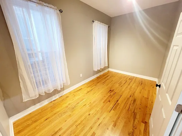 $1,900 | 2809 West Warren Boulevard, Unit 1, Chicago, IL 60612