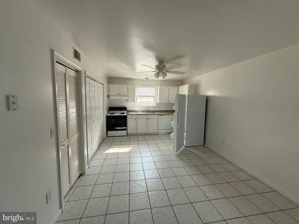 $1,450 | 11 Taft Avenue, Unit 1, Winchester, VA 22601