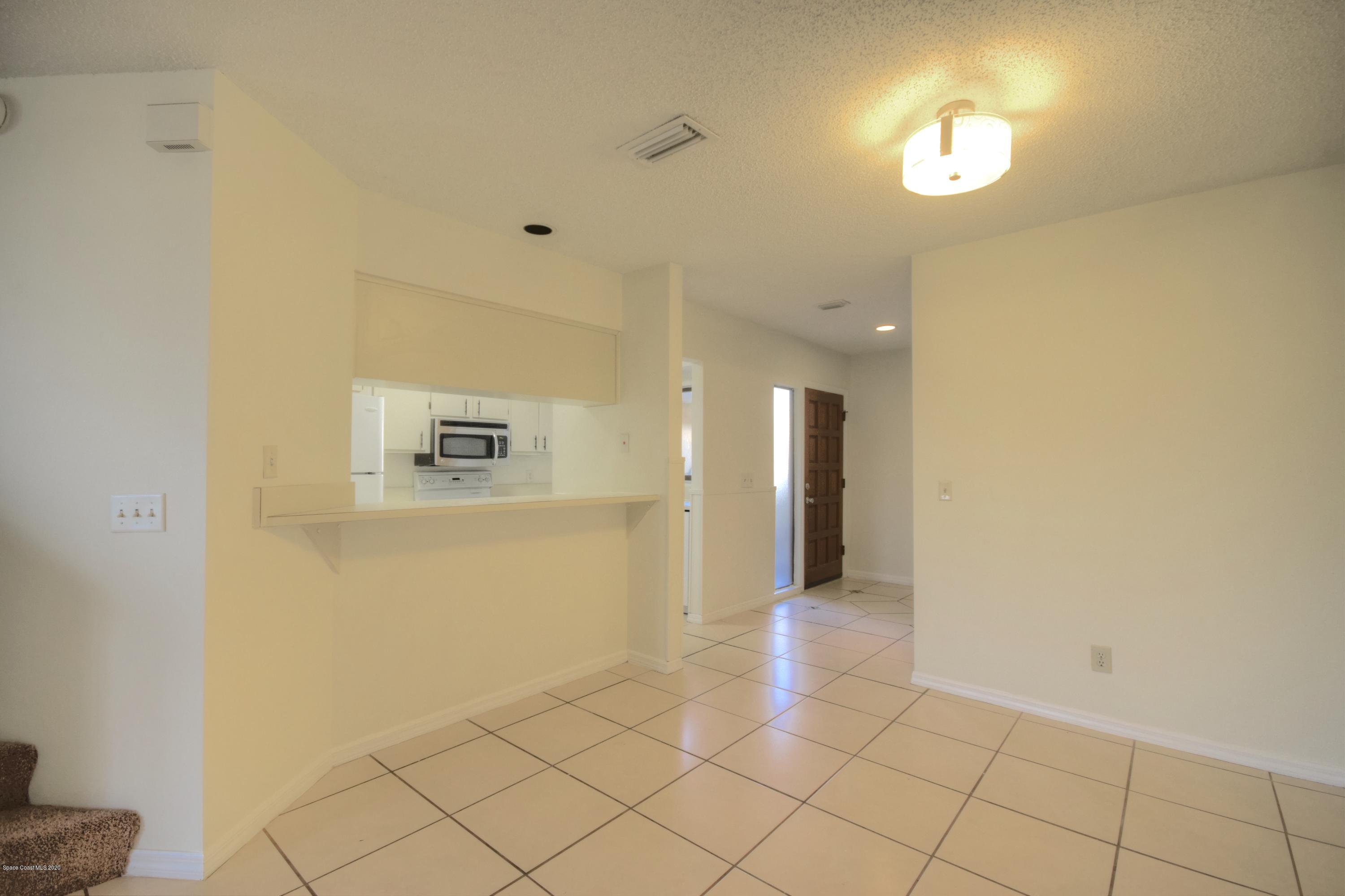 1247 Beachside Lane Indialantic, FL 32903 - Photo 5 of 14 1247 0015