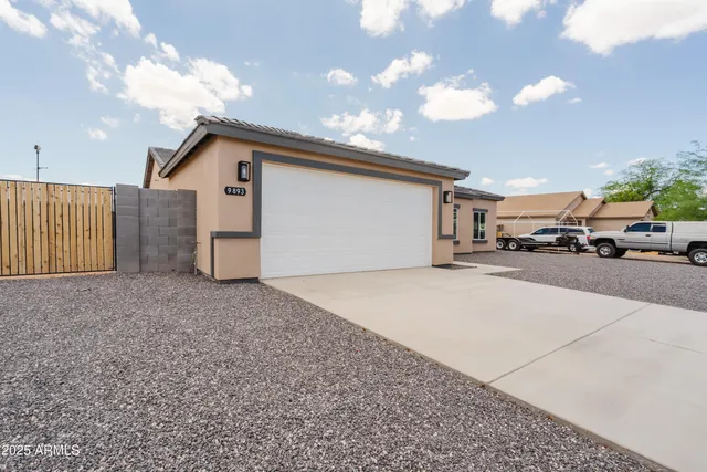 $335,000 | 9893 West Sunbird Drive, Arizona City, AZ 85123