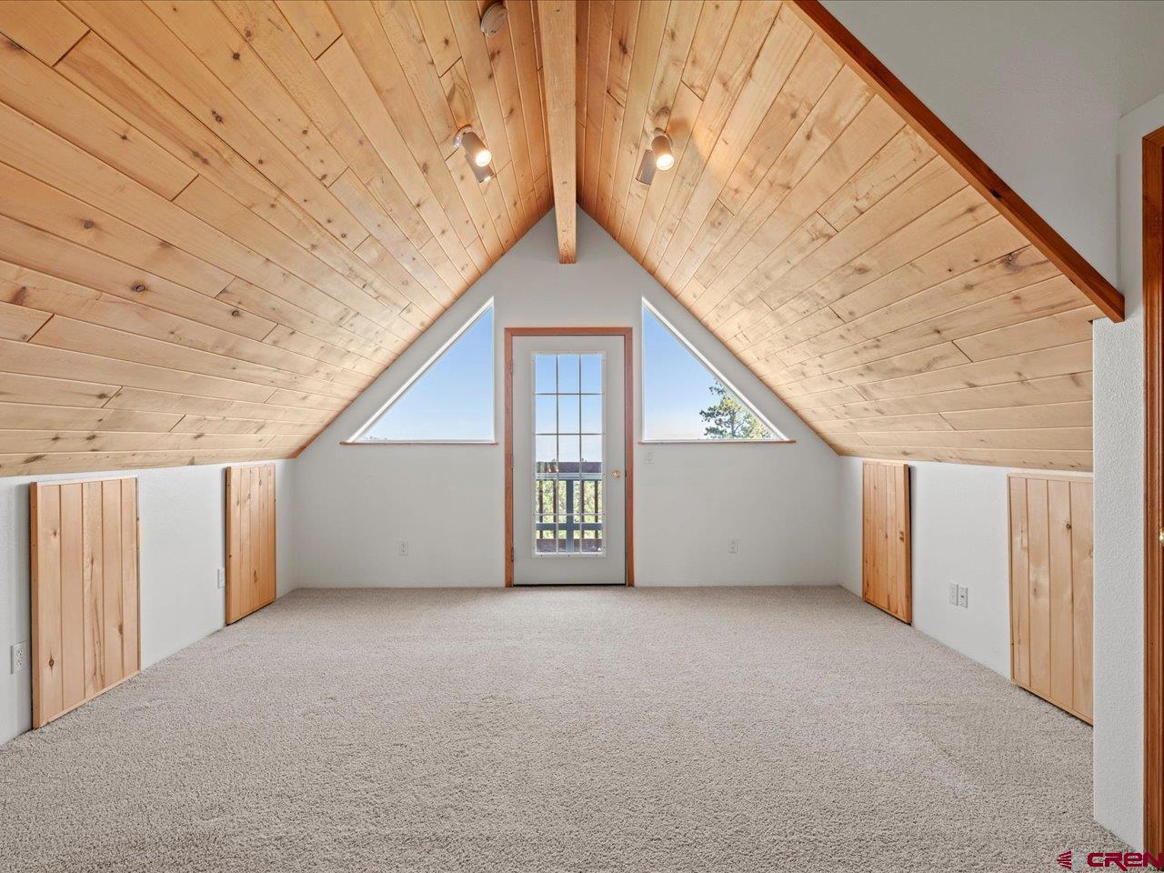 55 Valley View Road Ridgway, CO 81432 - Photo 30 of 40 a view of an empty room with windows