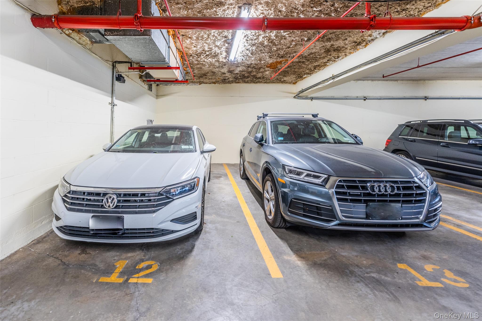 136-24 Maple Avenue, Unit 6F Queens, NY 11355 - Photo 21 of 29 a view of car garage