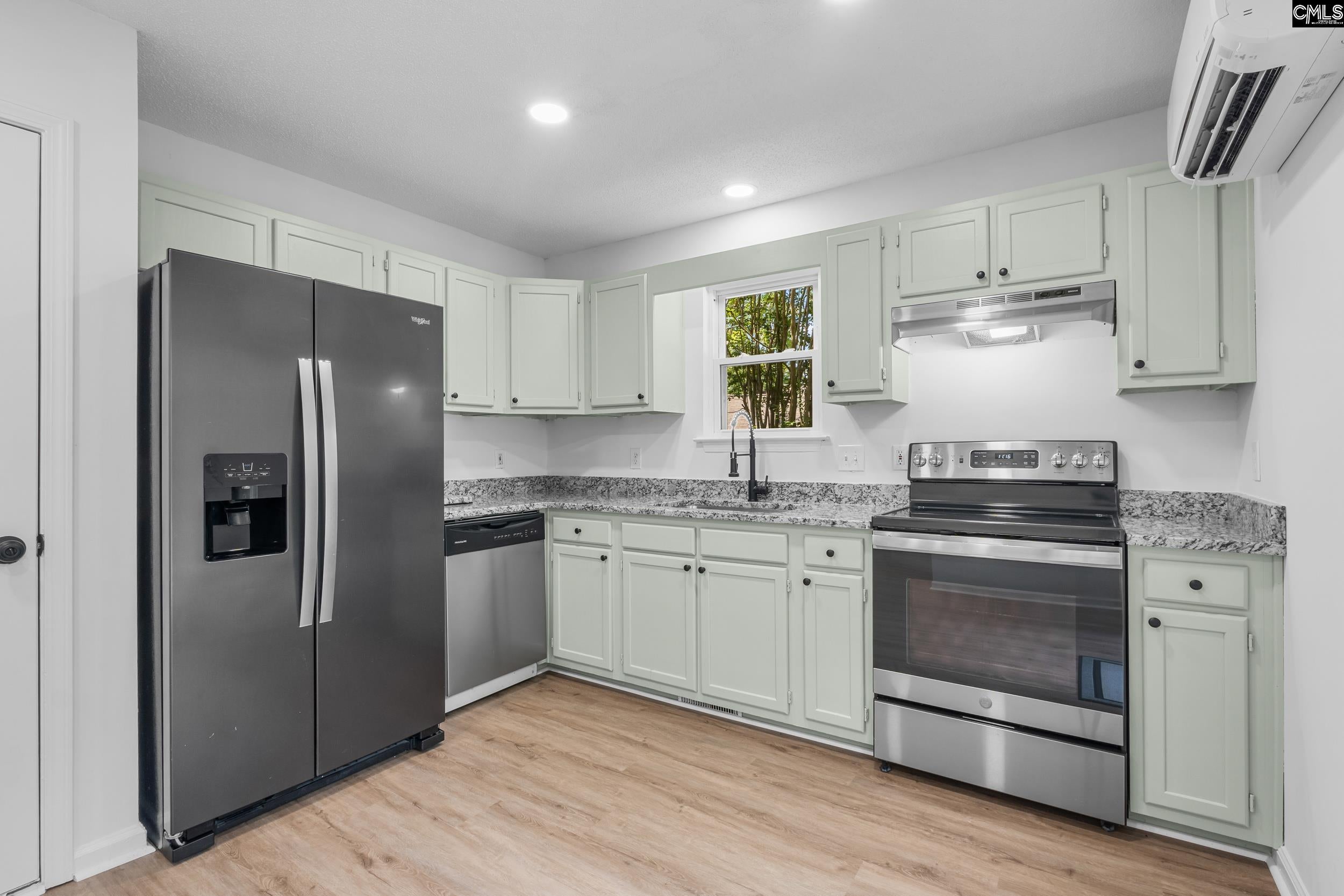 124 Caddis Creek Road Irmo, SC 29063 - Photo 8 of 25 Gallery Image 8