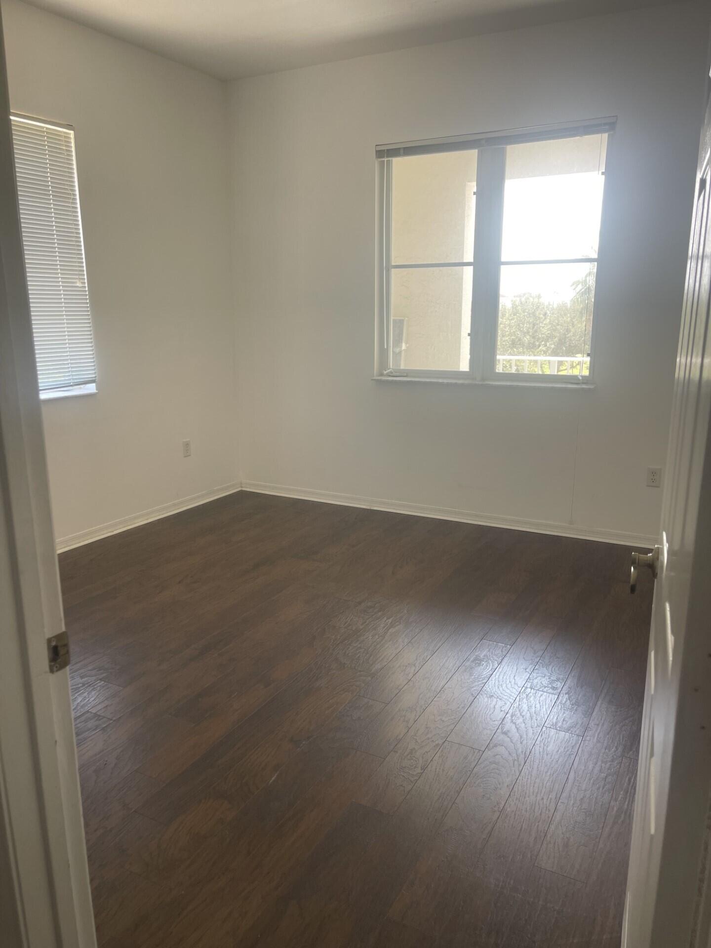 1209 Main Street, Unit 302 Jupiter, FL 33458 - Photo 11 of 20 1209 #302