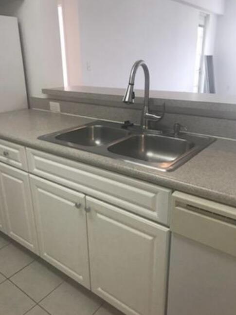 1209 Main Street, Unit 302 Jupiter, FL 33458 - Photo 6 of 20 1209 #302