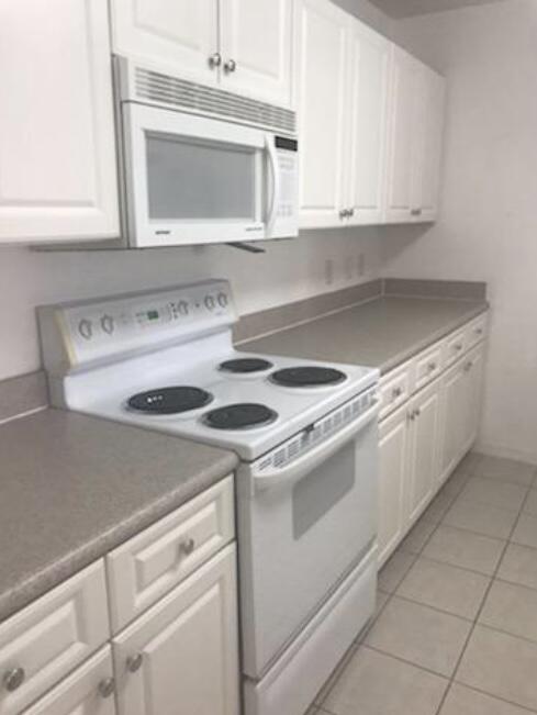 1209 Main Street, Unit 302 Jupiter, FL 33458 - Photo 7 of 20 1209 #302