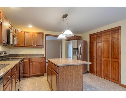 10 Dogwood Road Hubbardston, MA 01452 - Photo 5 of 42 Gallery Image 5