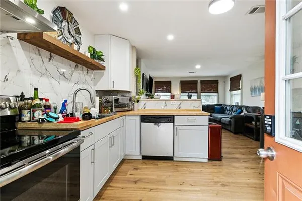 $199,900 | 2405 Marietta Street, Chalmette, LA 70043