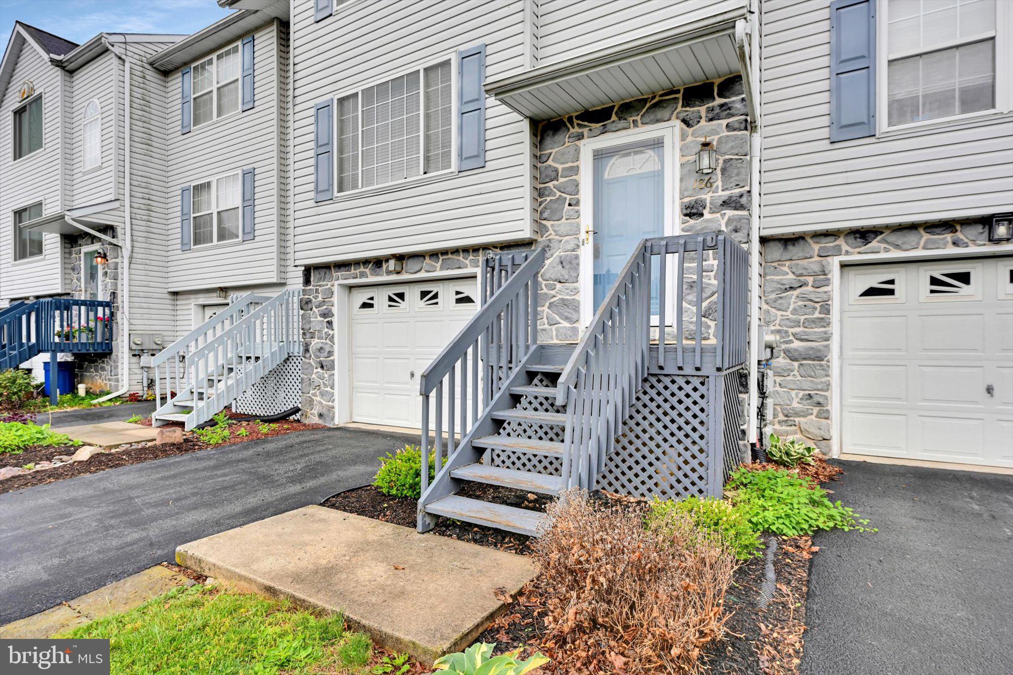186 Riders Way Lebanon, PA 17042 - Photo 5 of 29
