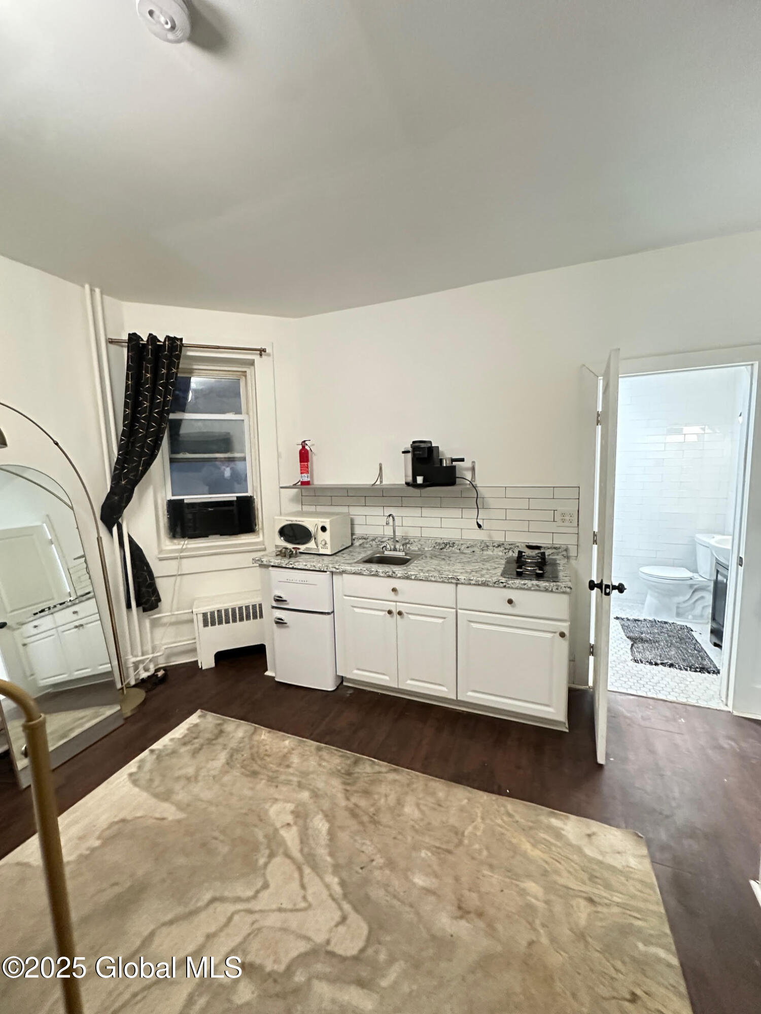 51 Elm Street, Unit 3 Albany, NY 12202 - Photo 4 of 6 55