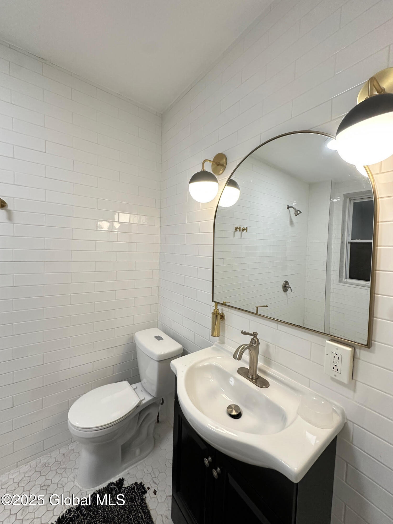 51 Elm Street, Unit 3 Albany, NY 12202 - Photo 5 of 6 77