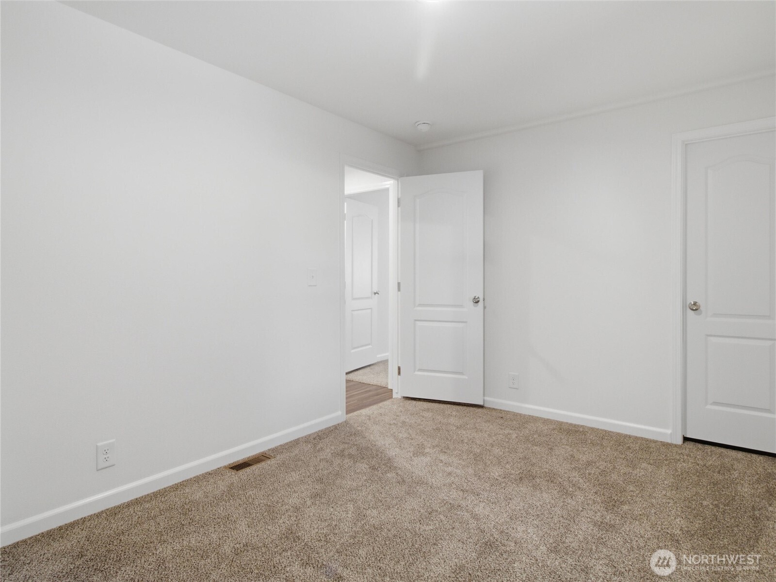 9430 Case Road Southwest, Unit 20 Olympia, WA 98512 - Photo 29 of 34 Gallery Image 29