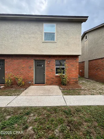 $995 | 149 North Highway 22 A, Unit 8, Panama City, FL 32404