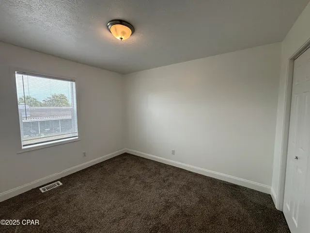 $995 | 149 North Highway 22 A, Unit 8, Panama City, FL 32404