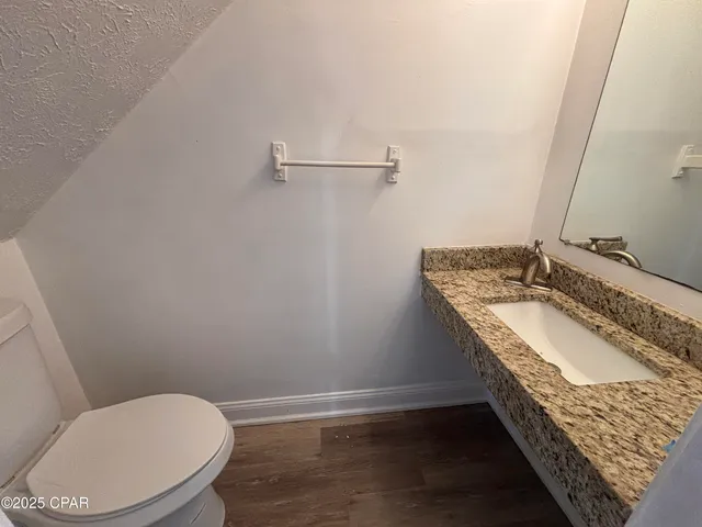 $995 | 149 North Highway 22 A, Unit 8, Panama City, FL 32404