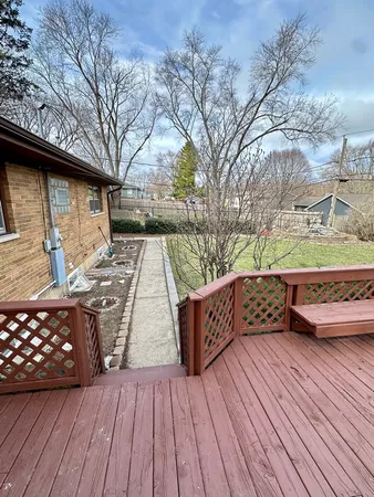 $2,500 | 3210 Vista Terrace, McHenry, IL 60050