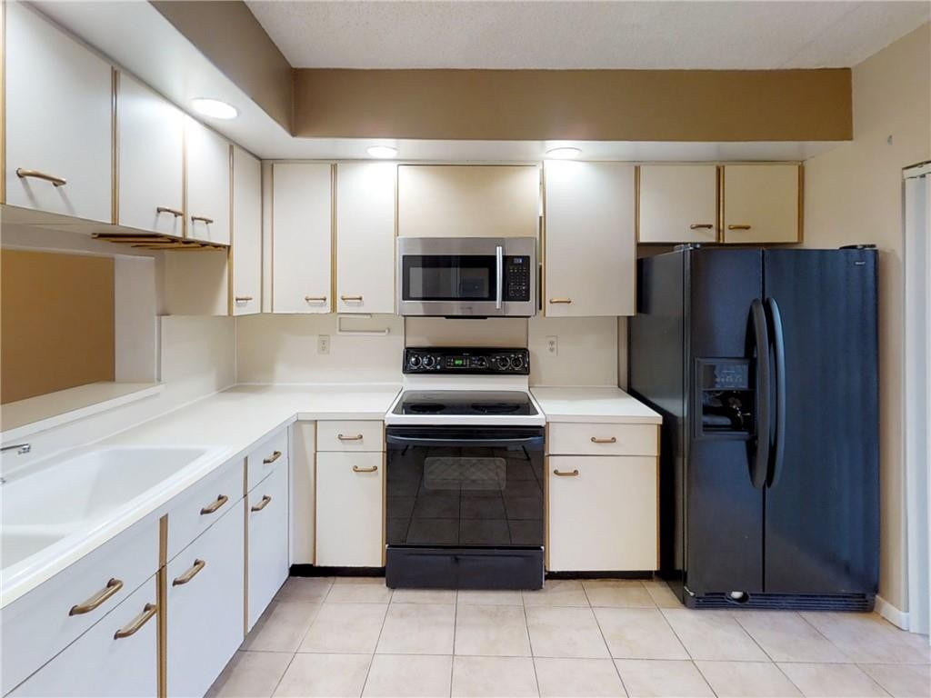 400 Club Circle, Unit 105 Boca Raton, FL 33487 - Photo 1 of 15 Photo 1