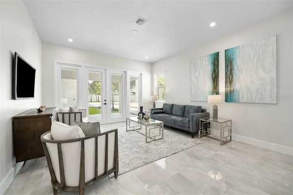 $4,100 | 2300 Formosa Avenue, Orlando, FL 32804