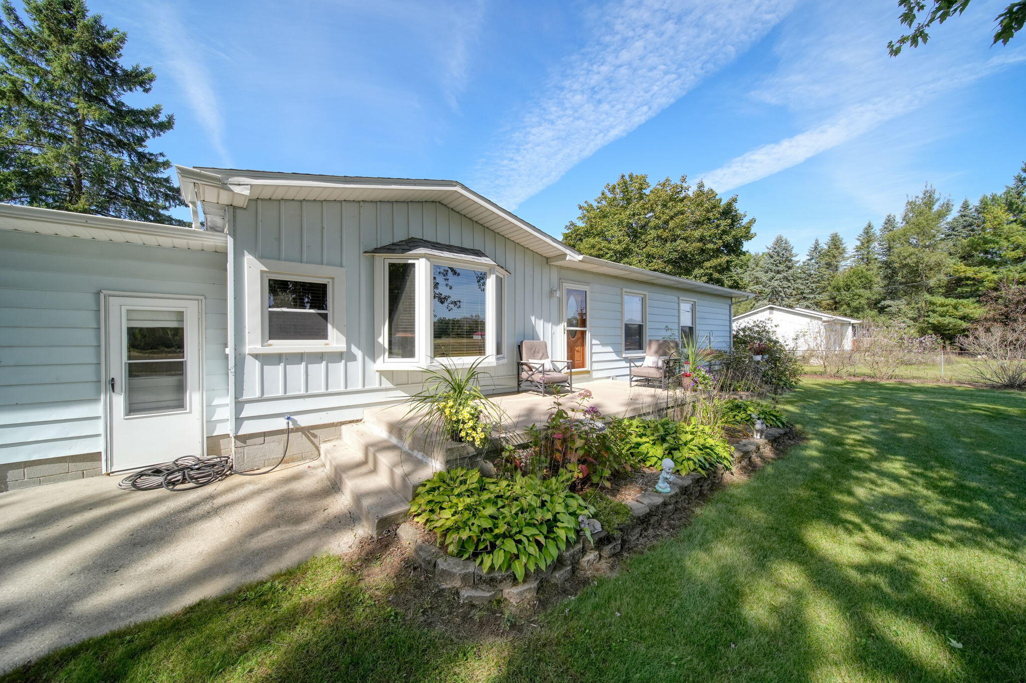 10151 Townsend Road Maybee, MI 48159 - Photo 5 of 75 41-web-or-mls-DSC08655_HDR