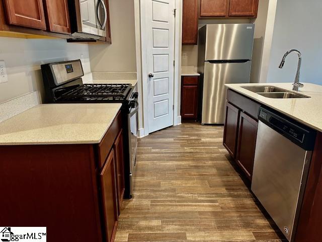 209 Quickstep Drive Greer, SC 29650 - Photo 8 of 32