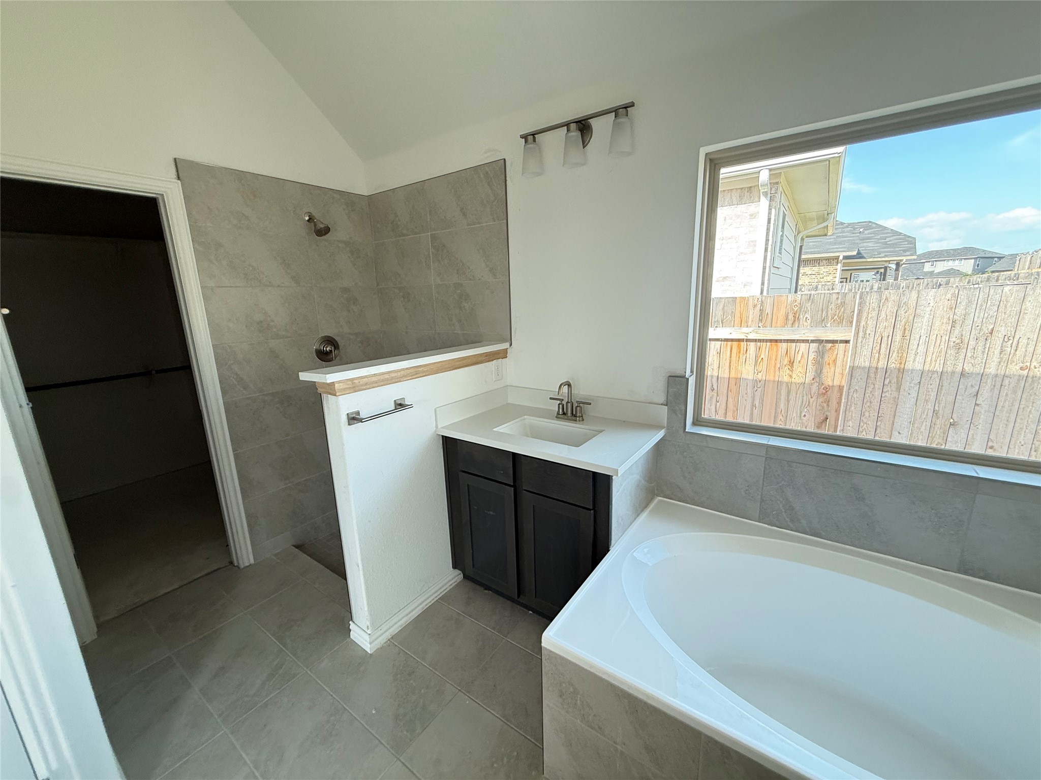 408 Rubber Tree Way Buda, TX 78610 - Photo 10 of 15