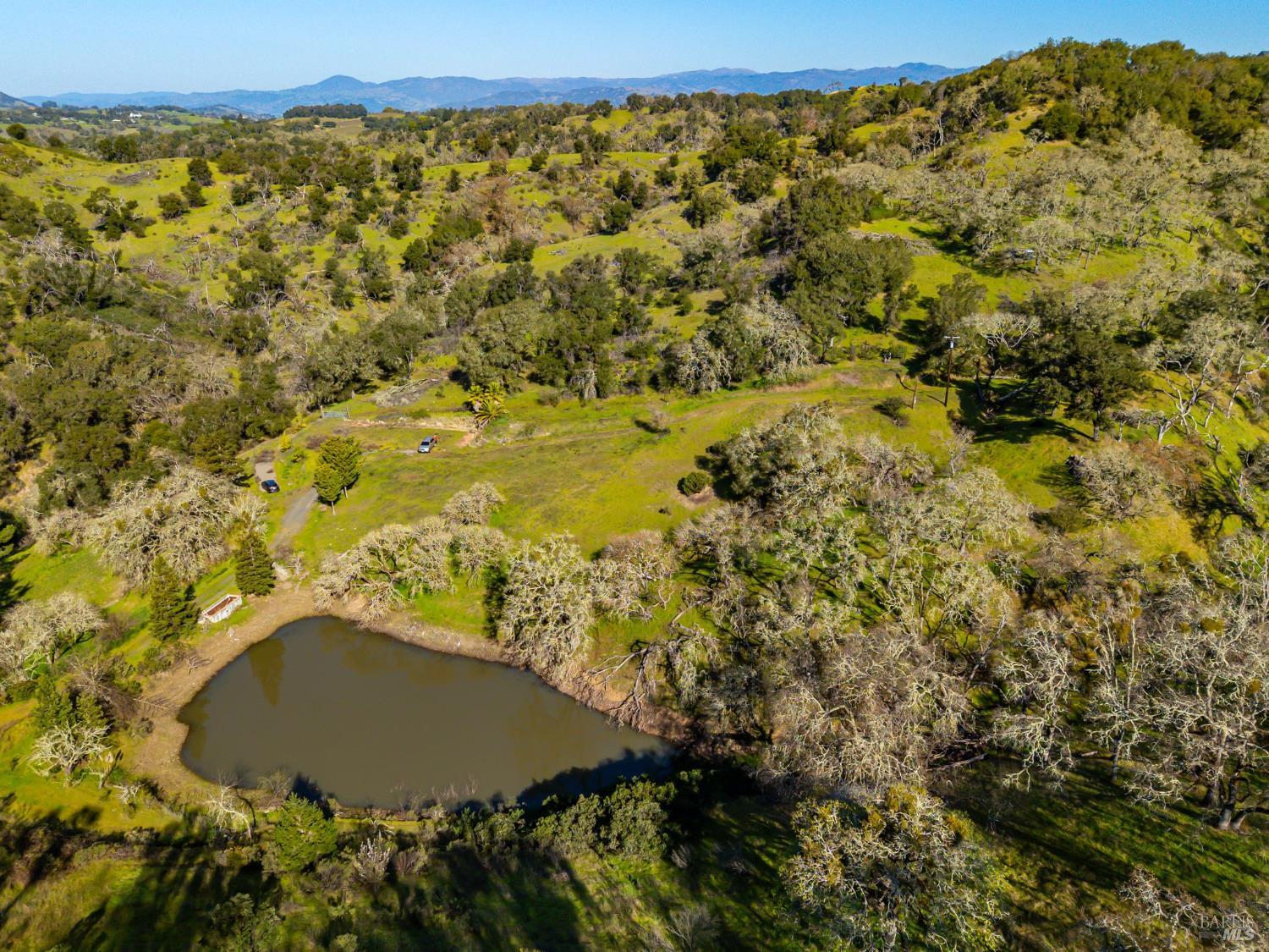 1477 Leslie Road Healdsburg, CA 95448 - Photo 33 of 40 a view of outdoor space and mountain view
