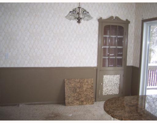 1114 Gringo Road Aliquippa, PA 15001 - Photo 4 of 5 Dining Room.