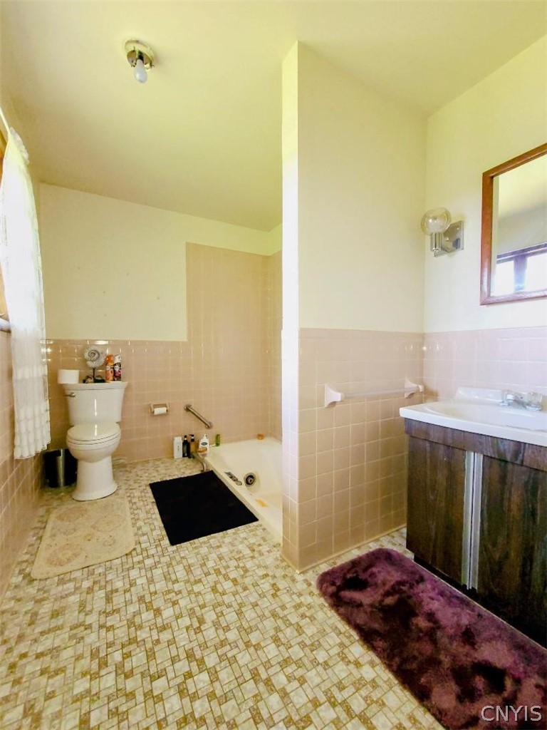143 Lake Road West Winfield, NY 13491 - Photo 24 of 34 Gallery Image 24