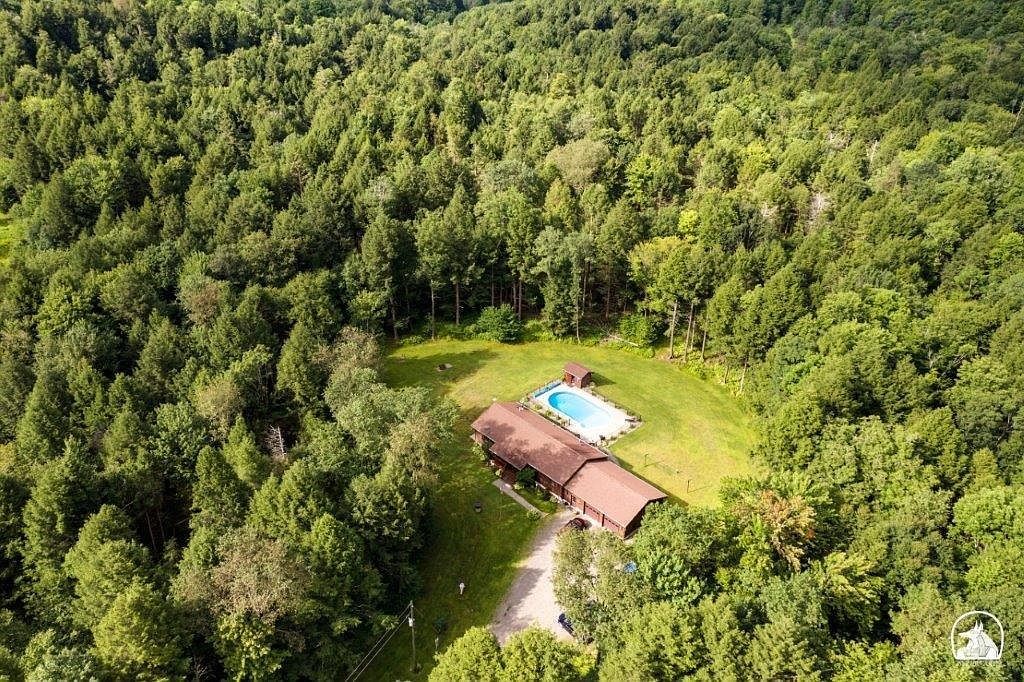 302 Webb Road Sherburne, NY 13460 - Photo 2 of 24 Gallery Image 2