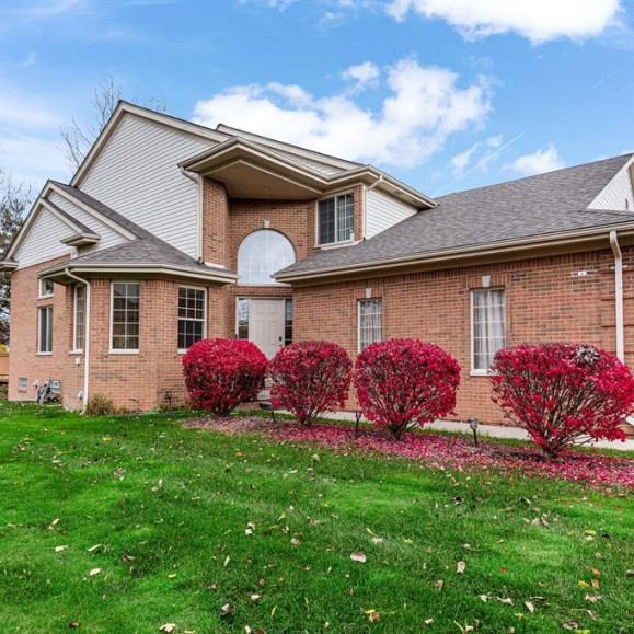 1075 Maya Court Troy, MI 48085 - Photo 1 of 37 Photo 1
