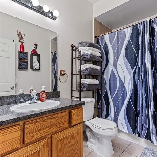 1075 Maya Court Troy, MI 48085 - Photo 17 of 37 Master Bathroom