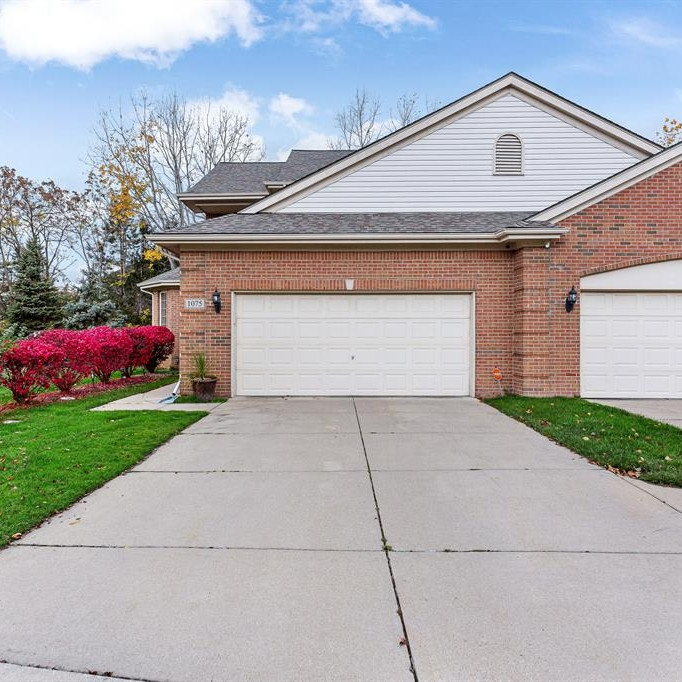 1075 Maya Court Troy, MI 48085 - Photo 2 of 37 Photo 2