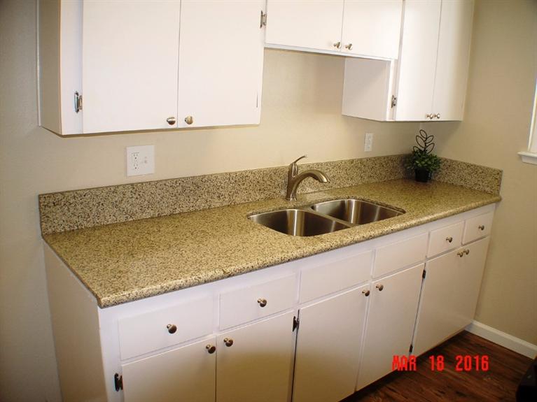 1651 East Springfield Avenue Reedley, CA 93654 - Photo 8 of 22 Gallery Image 8