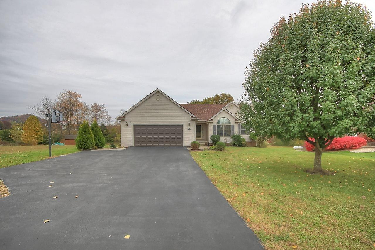 352 Ridgeview Drive Berea, KY 40403 - Photo 3 of 37 Photo 3