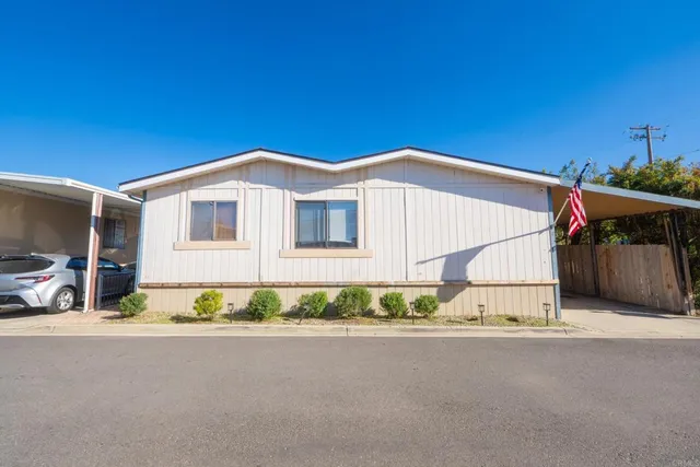 $359,000 | 12506 Royal Road, Unit 4, El Cajon, CA 92021