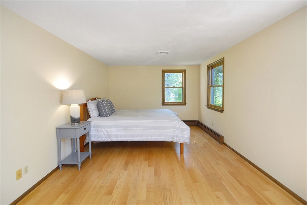 275 Old Harvard Road Boxborough, MA 01719 - Photo 15 of 27
