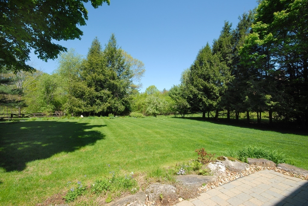 275 Old Harvard Road Boxborough, MA 01719 - Photo 21 of 27