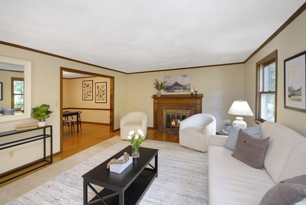 275 Old Harvard Road Boxborough, MA 01719 - Photo 3 of 27