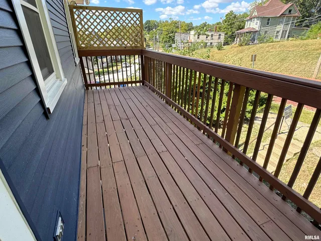 $1,600 | 1013 East 6th Street, Davenport, IA 52803