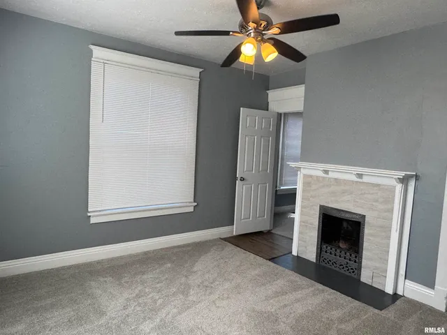 $1,600 | 1013 East 6th Street, Davenport, IA 52803