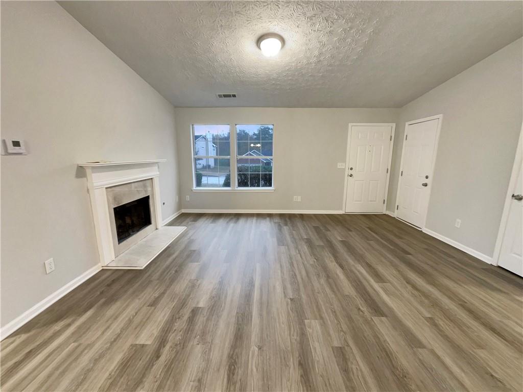 2015 Briar Ridge Way Southwest Atlanta, GA 30331 - Photo 12 of 23