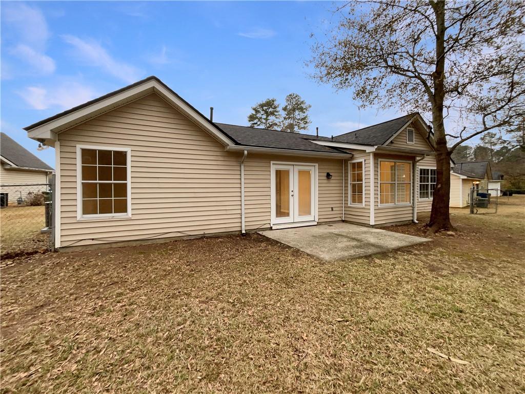 2015 Briar Ridge Way Southwest Atlanta, GA 30331 - Photo 6 of 23